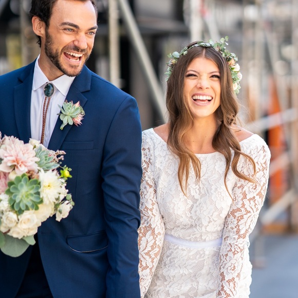 Reformation Lace Wedding Dress - Cream - Picture 8 of 8